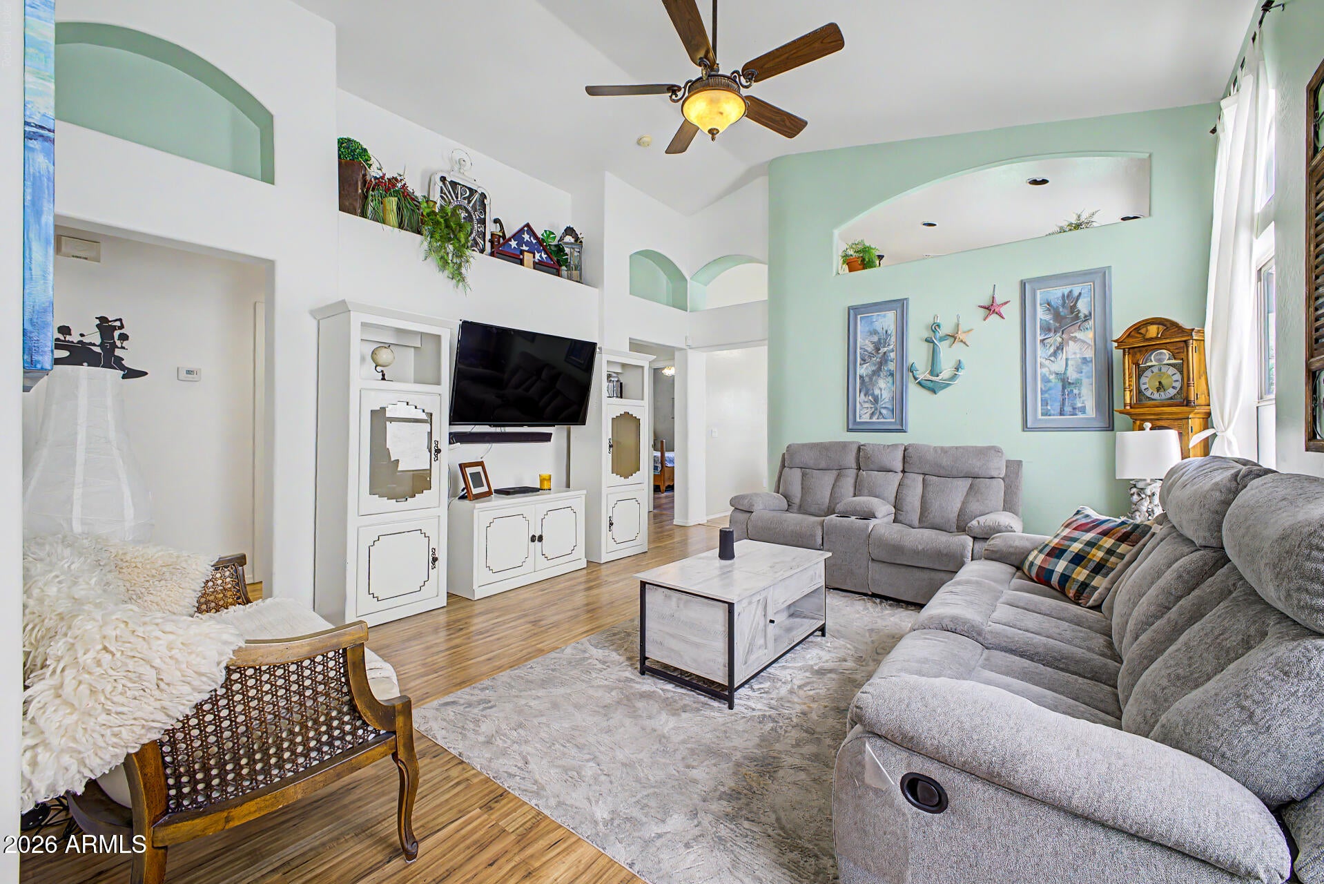 522 S LABELLE --