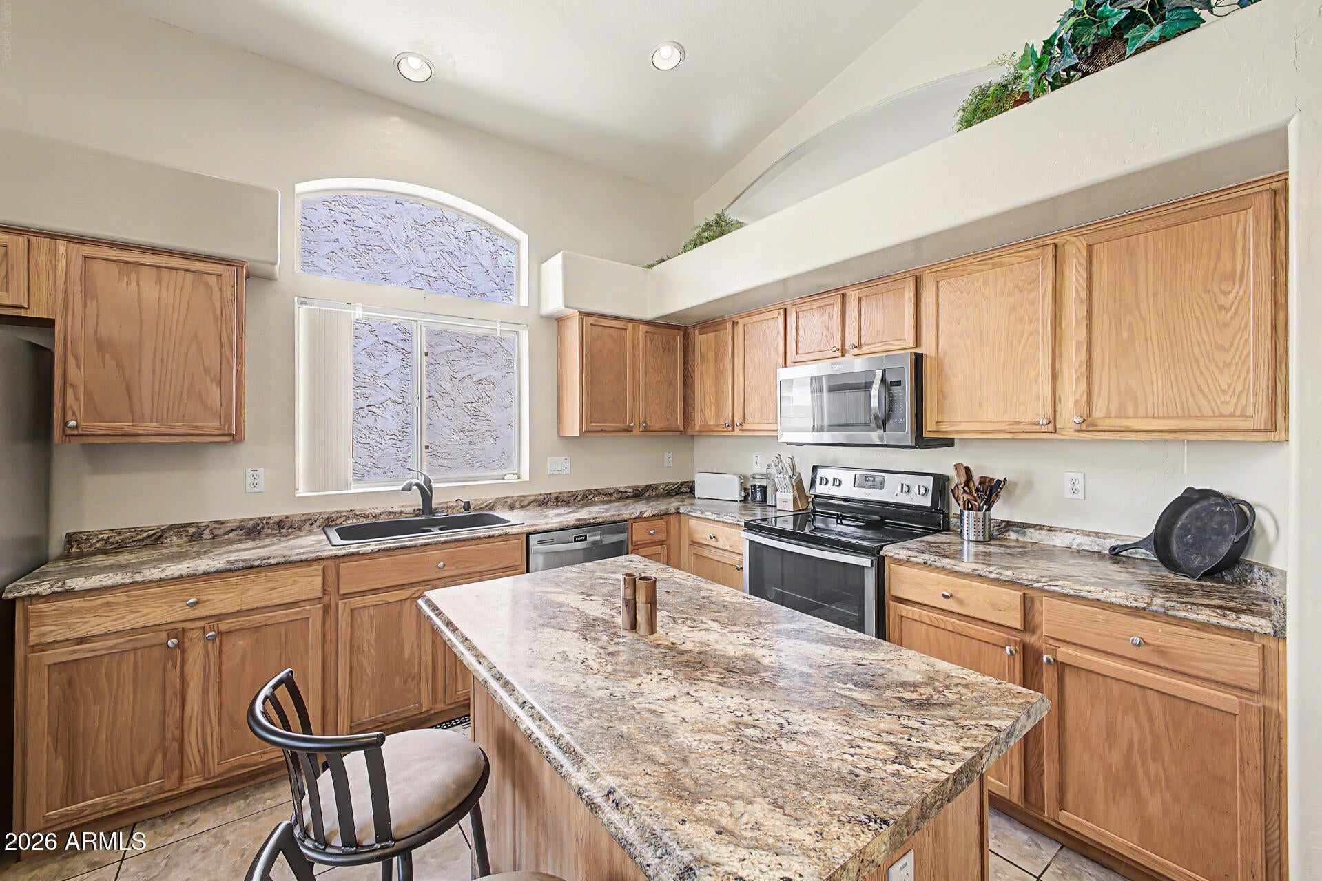 522 S LABELLE --
