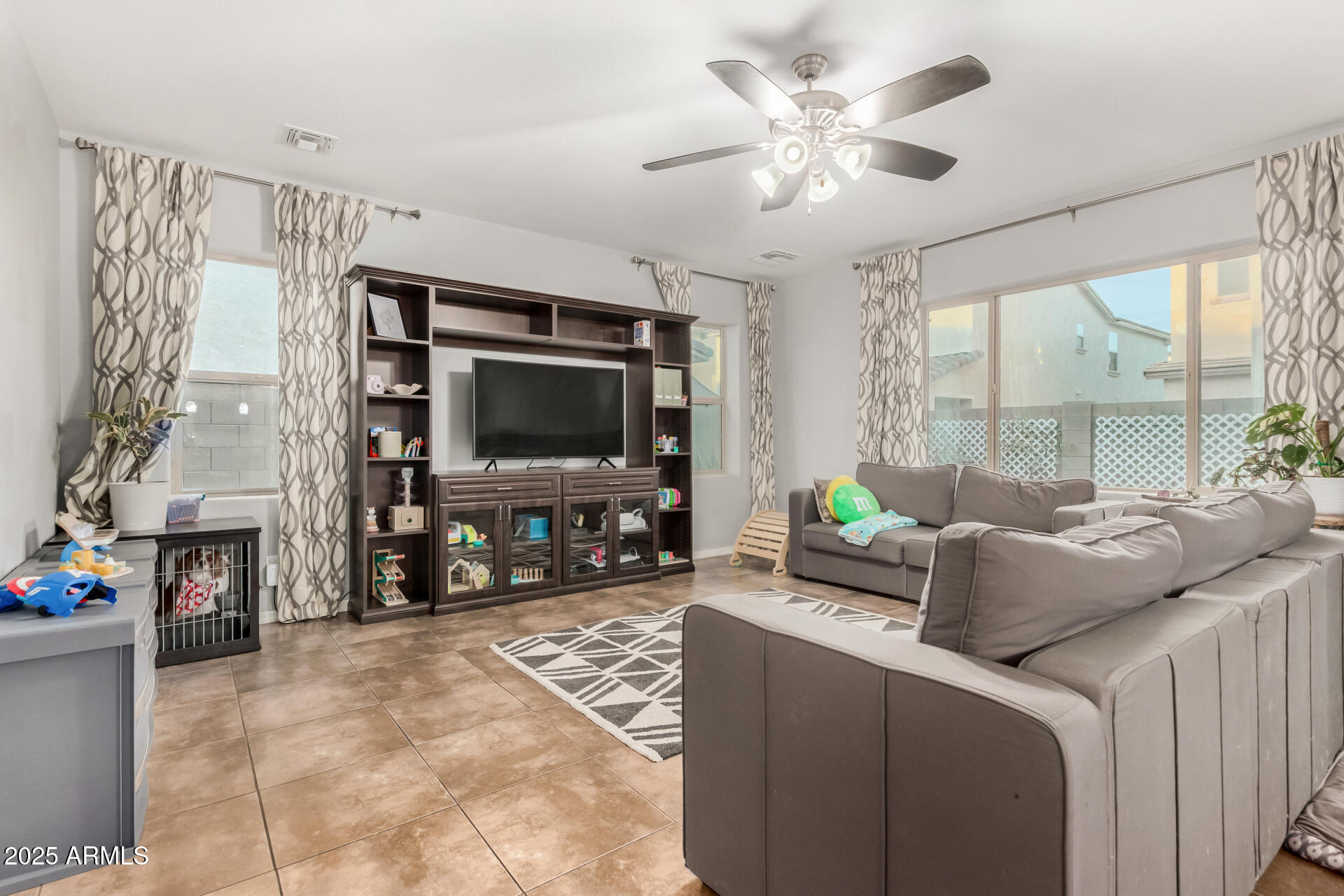 3106 E FRANKLIN Avenue