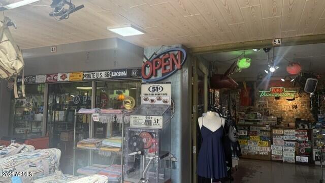 252 N State Rte 89A --