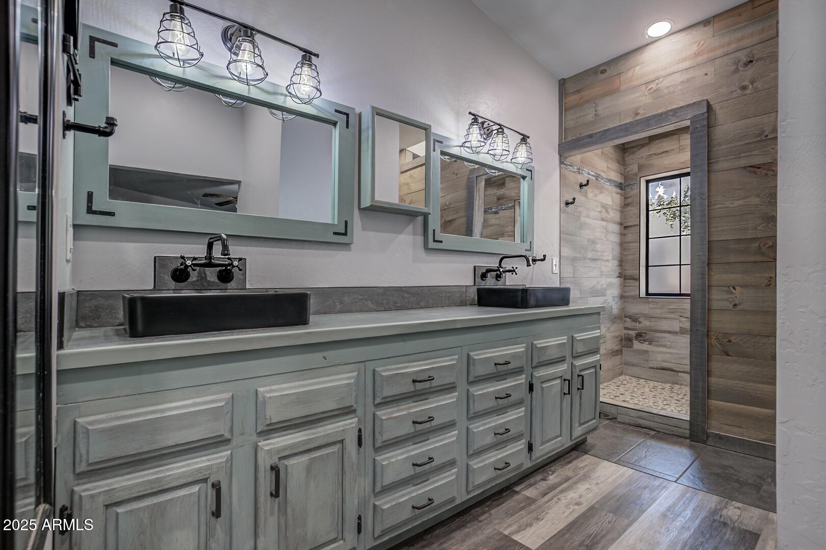 Payson, Arizona 85541, United States, 4 Bedrooms Bedrooms, ,2 BathroomsBathrooms,Residential,Active,206667