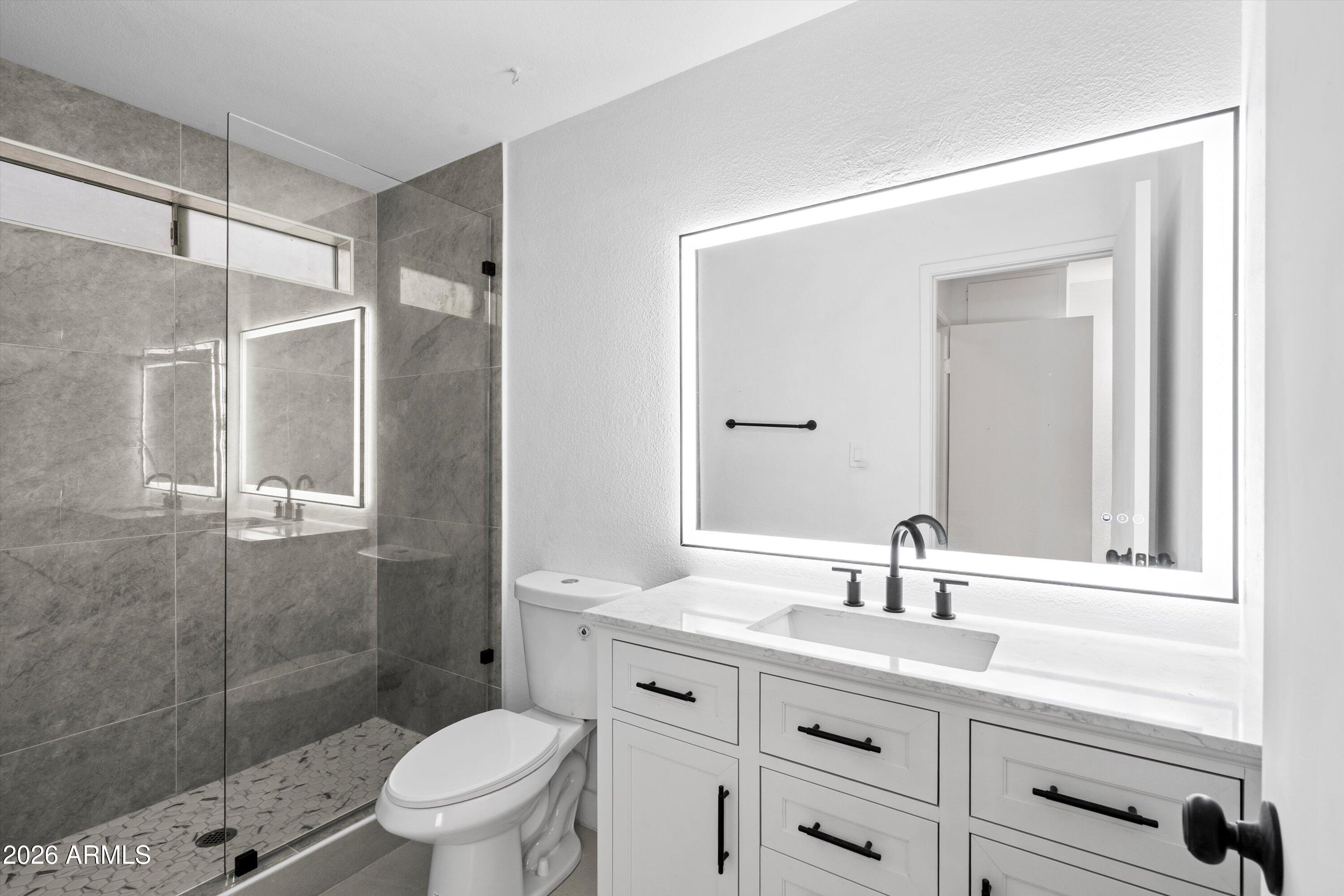 4829 E APACHE Circle