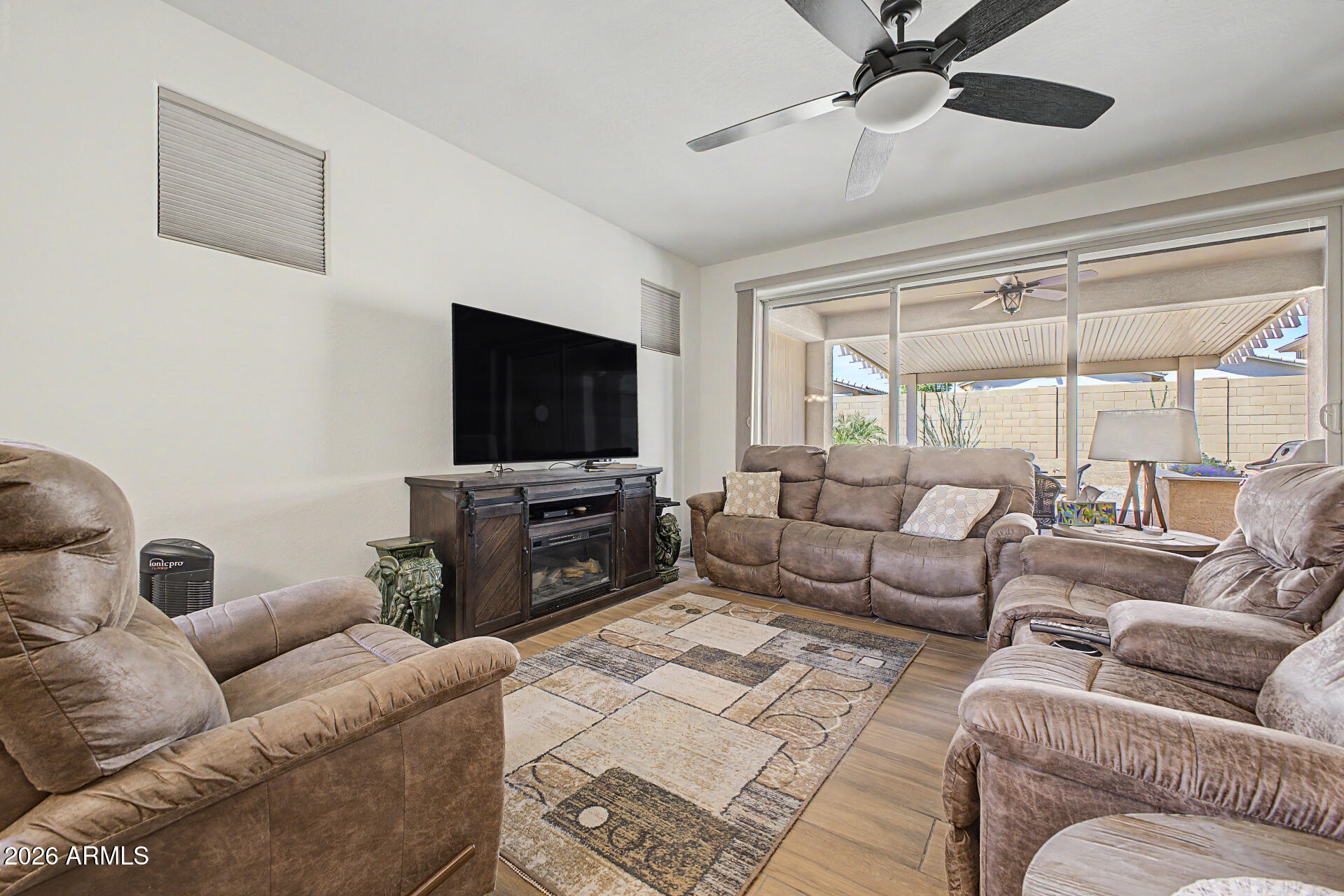 18748 W MEDLOCK Drive