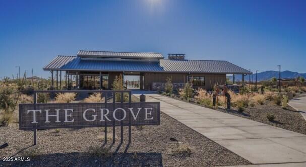 16933 W SIERRA Street