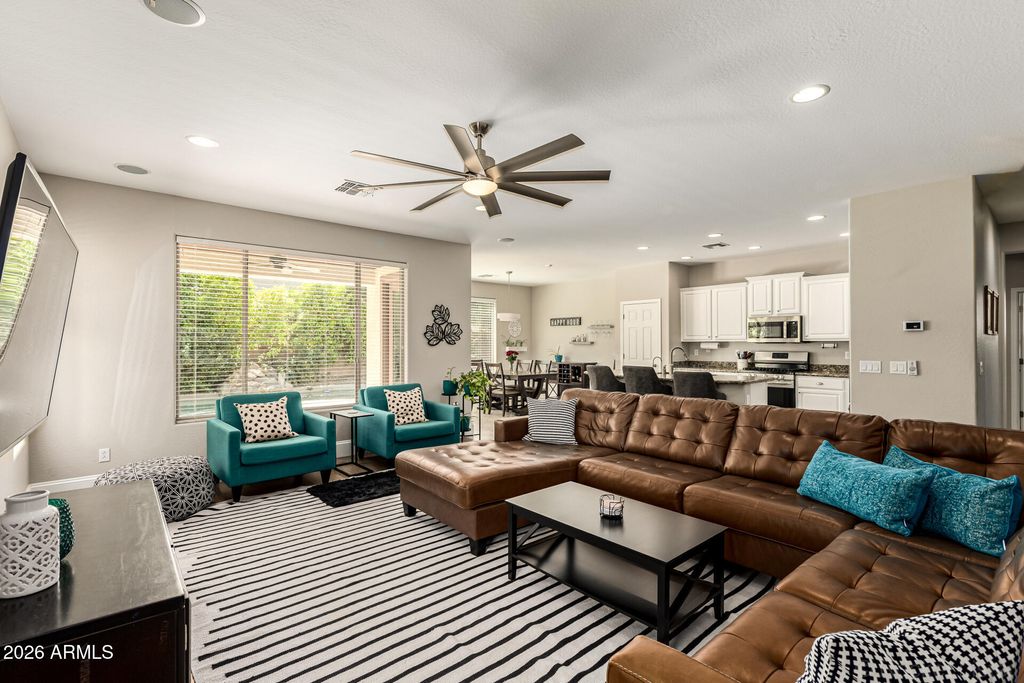 Photo of 417 W Desert Broom Drive, Chandler, AZ 85248 (MLS # 6995324)