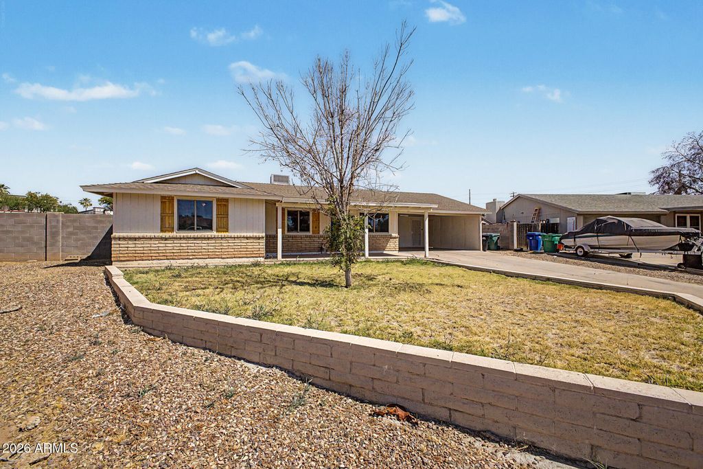 Photo of 451 N San Jose Circle, Mesa, AZ 85201 (MLS # 7027641)
