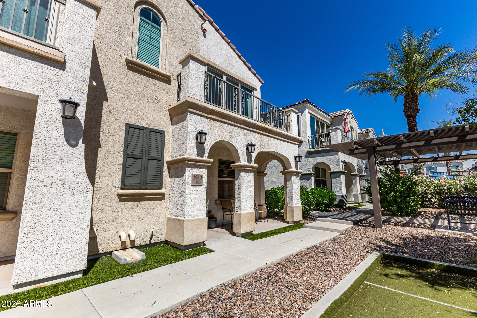 4049 E TOLEDO Street 105