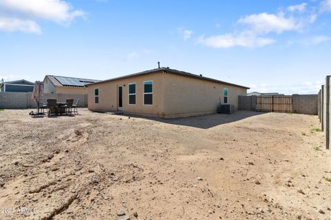 A home in Arizona City