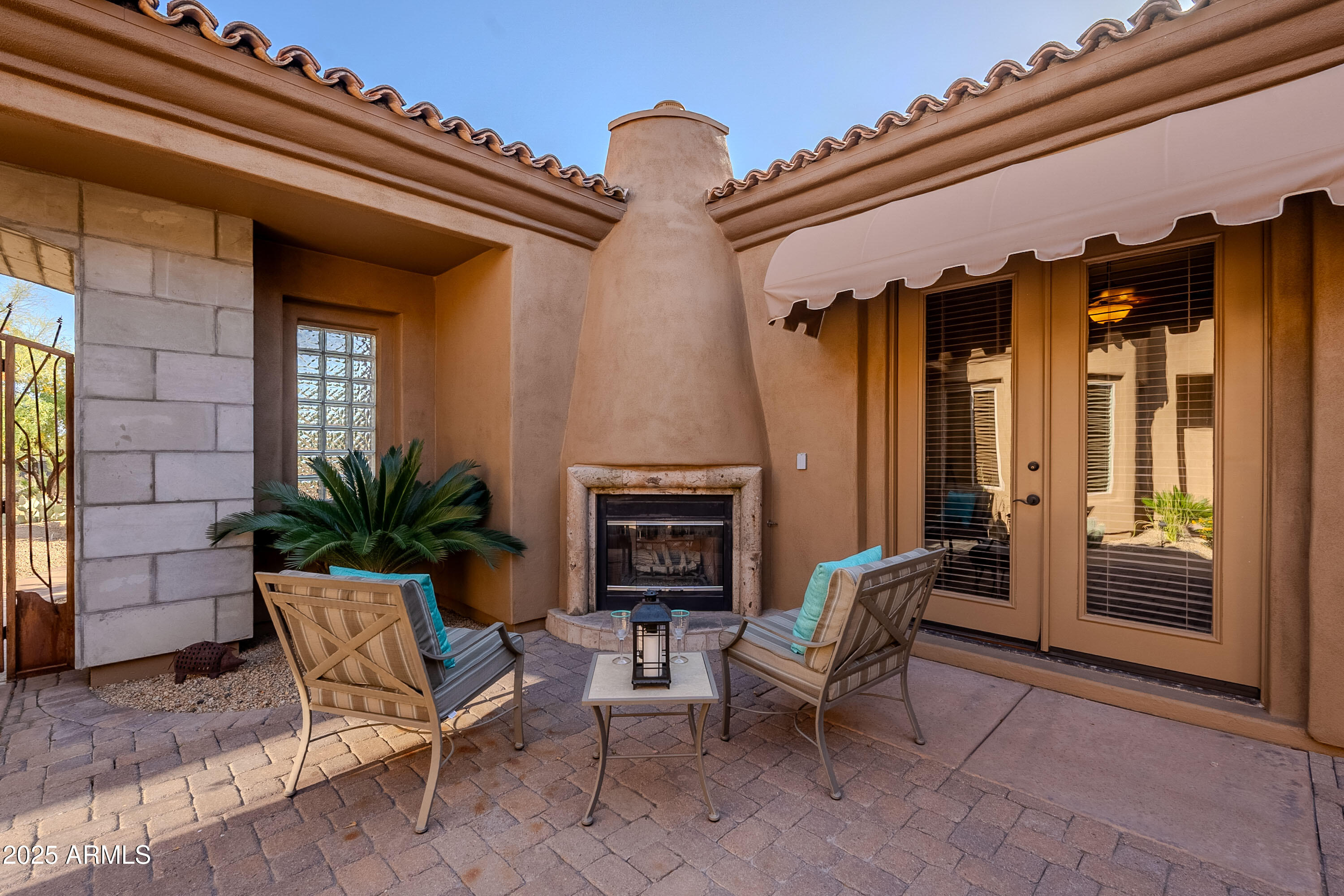 8392 E EAGLE FEATHER Road