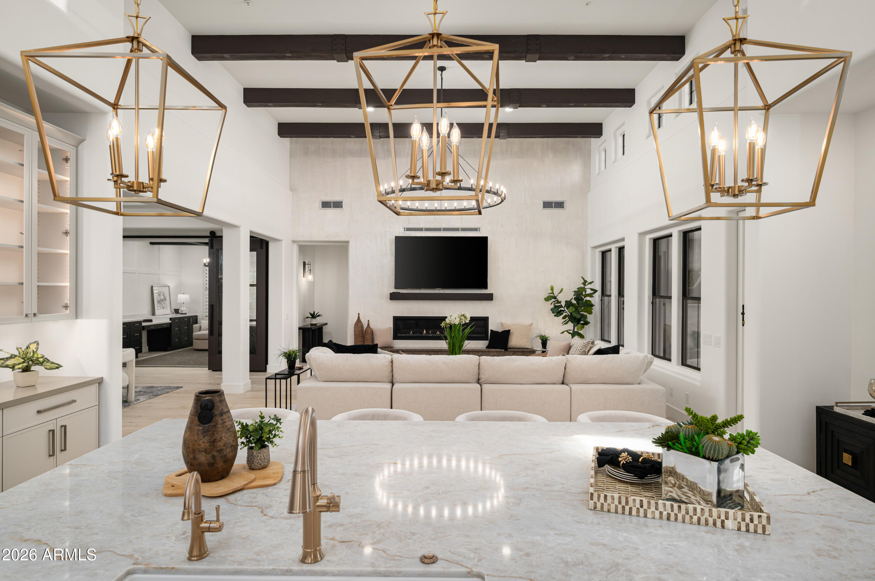 9412 E HIDDEN SPUR Trail