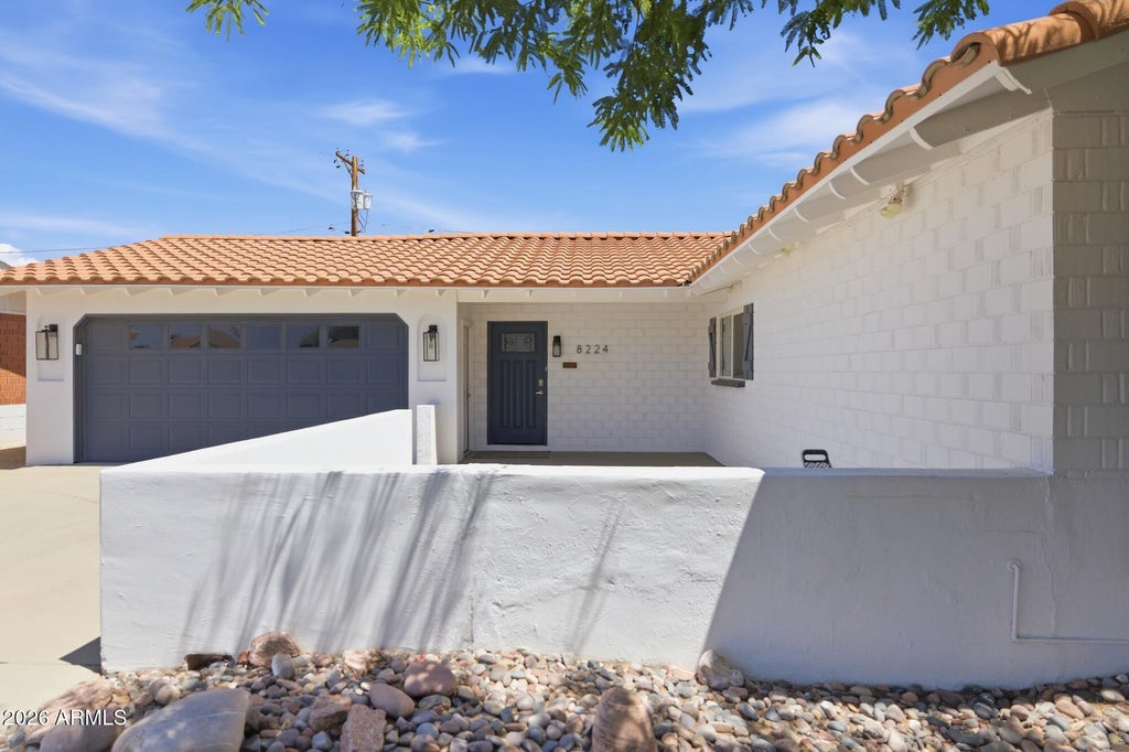 Photo of 8224 E Devonshire Avenue, Scottsdale, AZ 85251 (MLS # 7039629)
