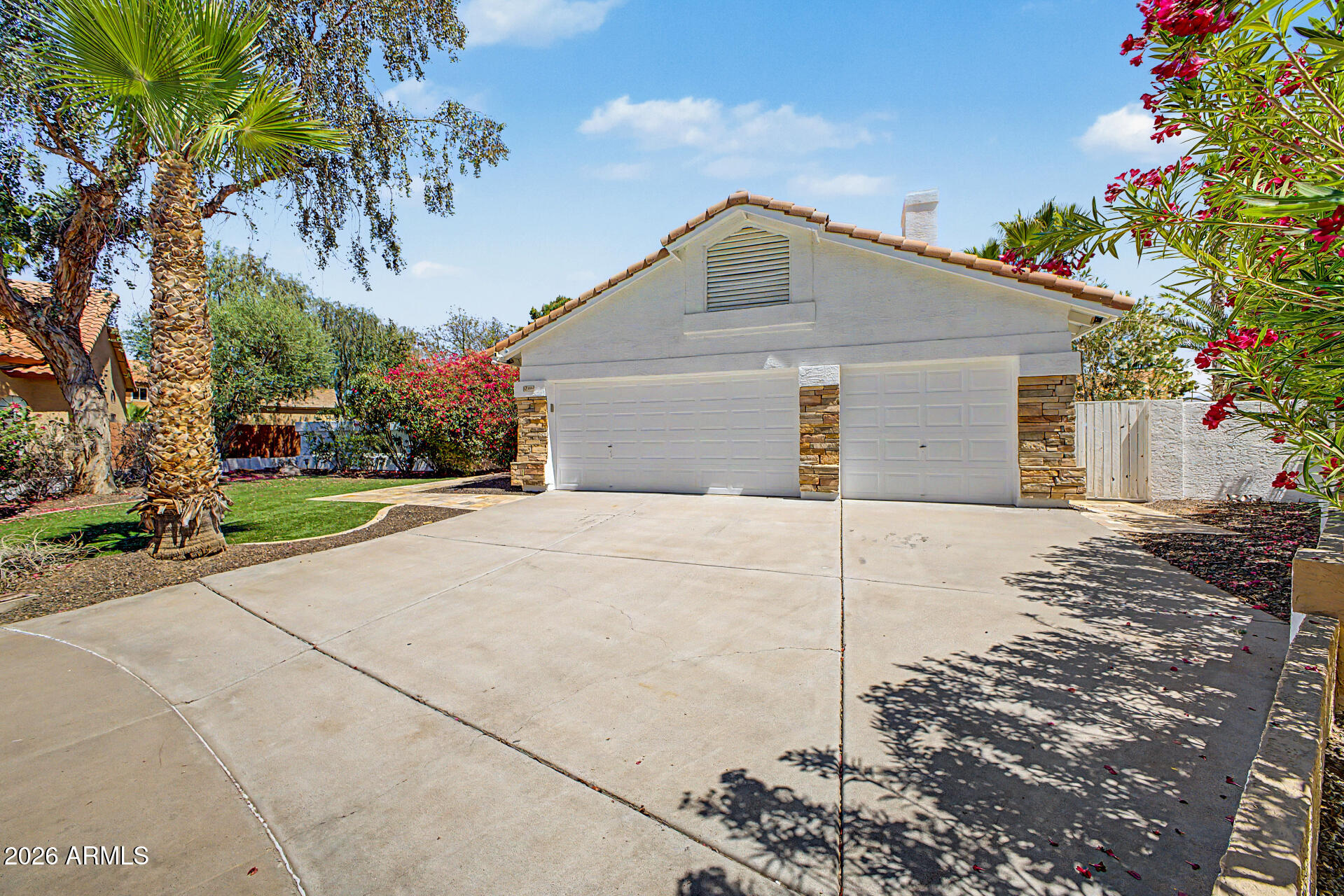 6020 E MARCONI Avenue