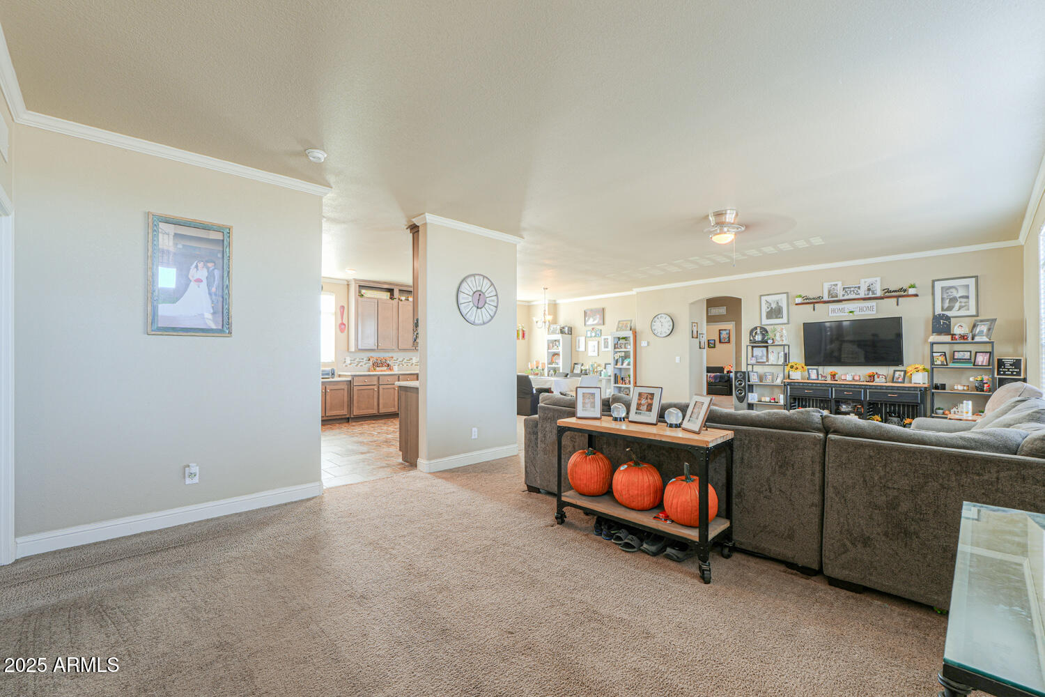 8400 N THUNDERBIRD Road