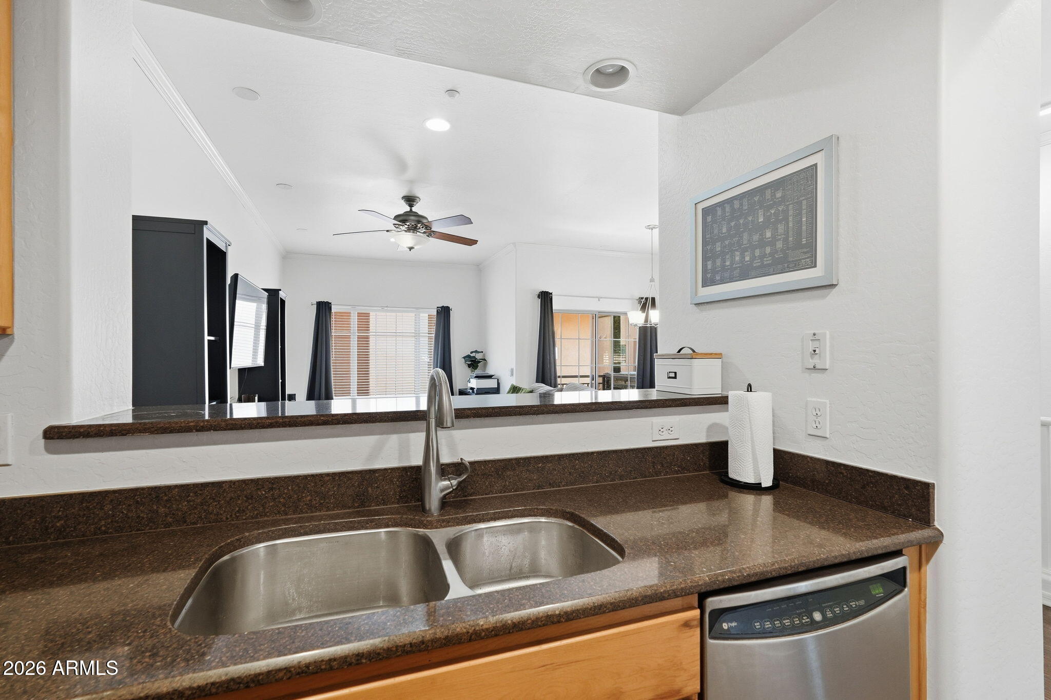 SANDALO TOWNHOMES CONDOMINIUM - Residential