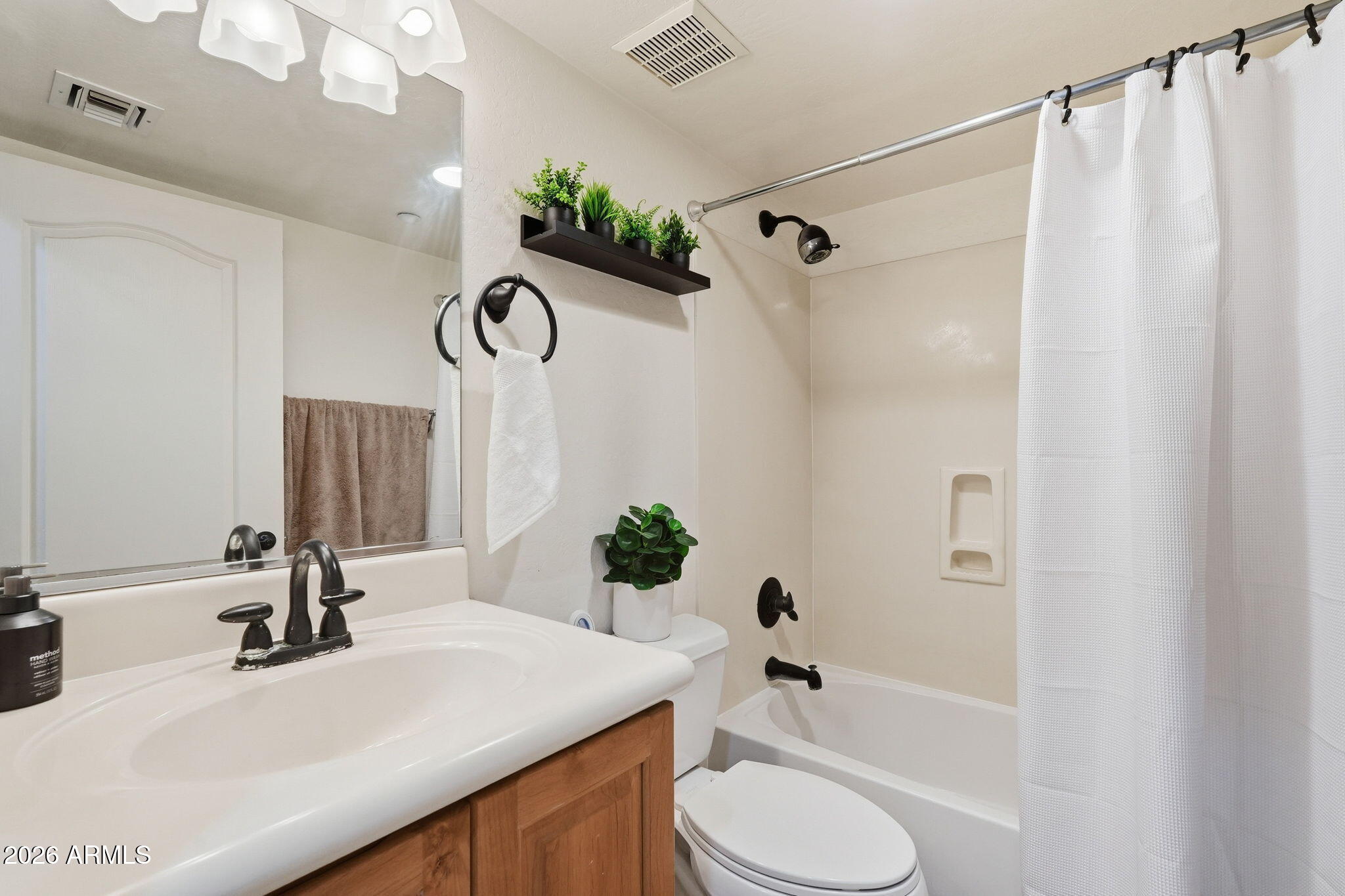 SANDALO TOWNHOMES CONDOMINIUM - Residential