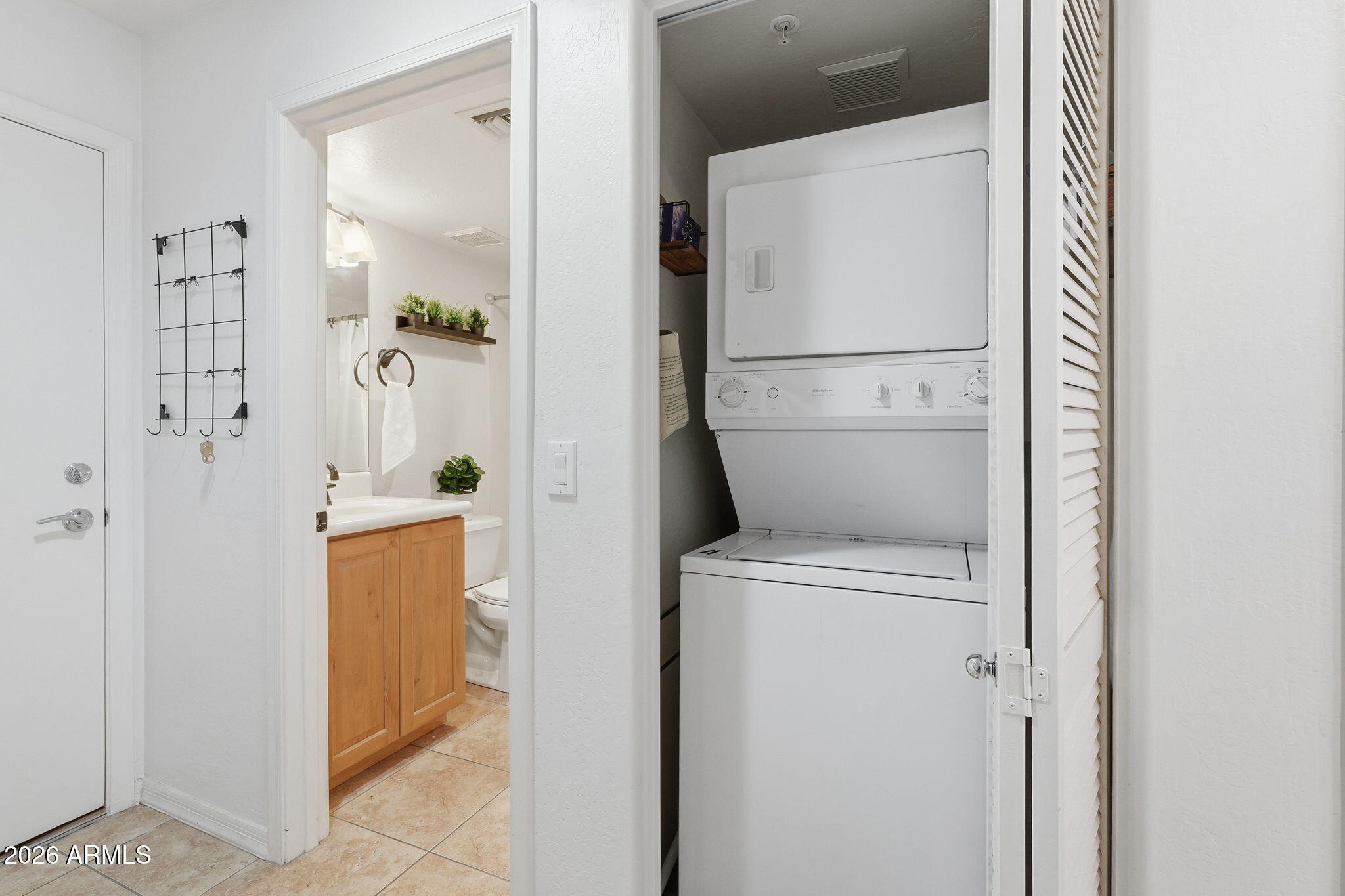 SANDALO TOWNHOMES CONDOMINIUM - Residential