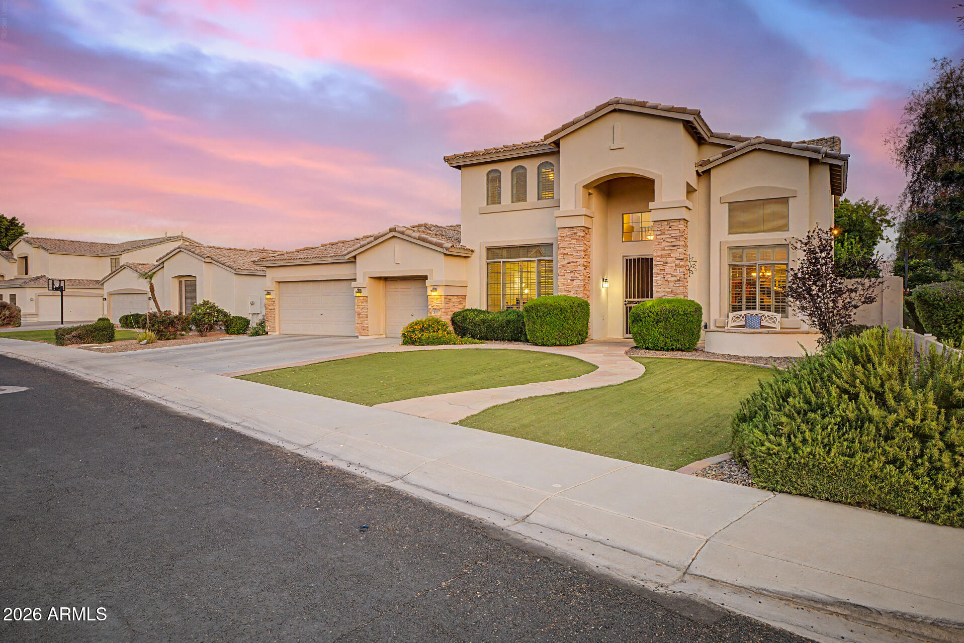 2087 W REMINGTON Drive
