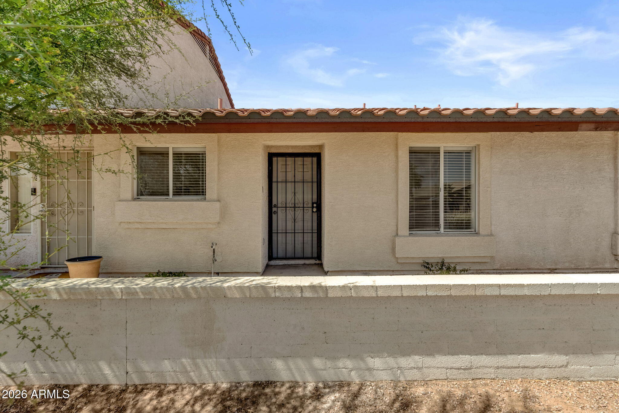 6454 E UNIVERSITY Drive 7