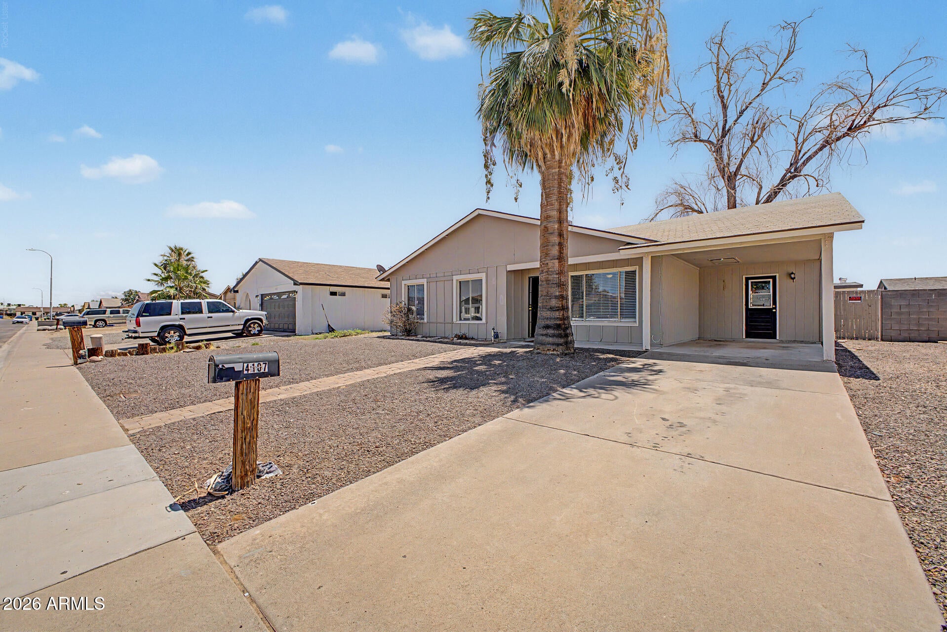 4107 E NANCY Lane
