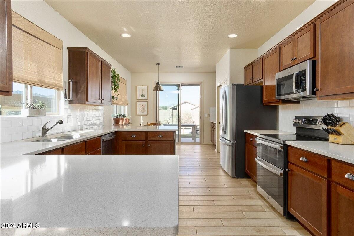 SUMMIT HEIGHTS - Residential