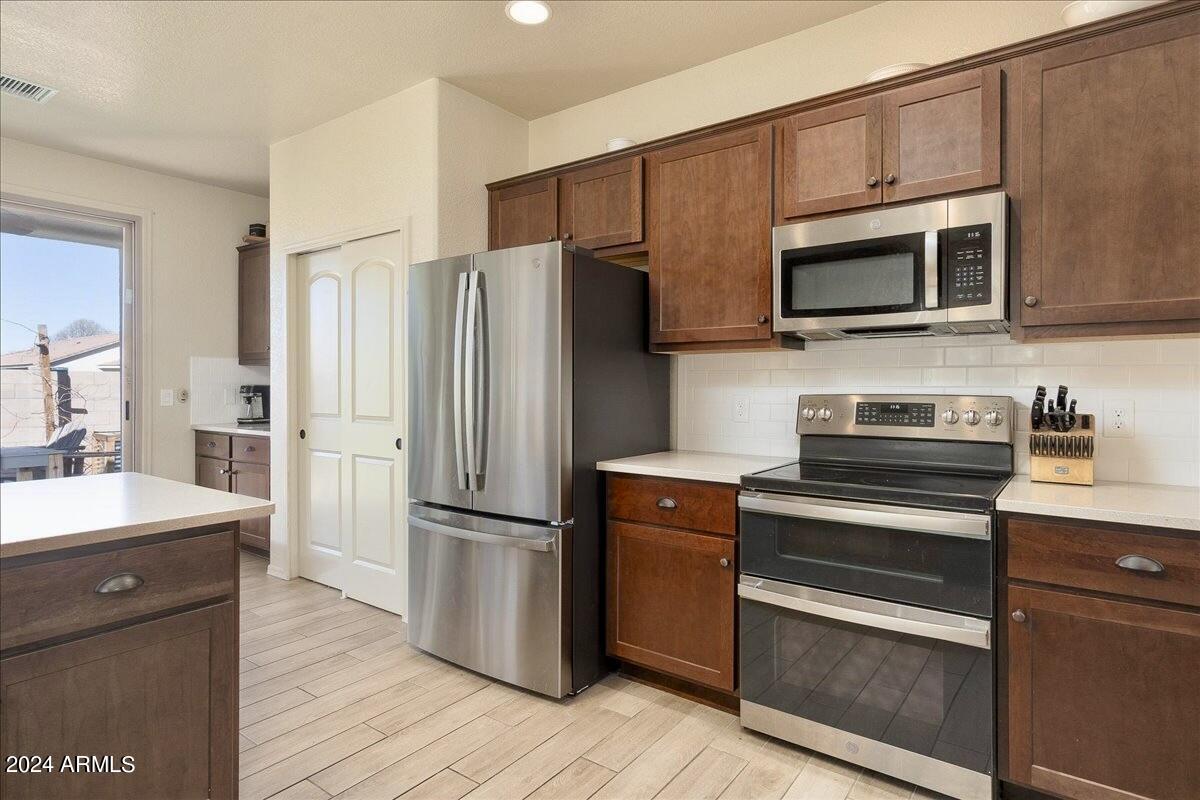 SUMMIT HEIGHTS - Residential