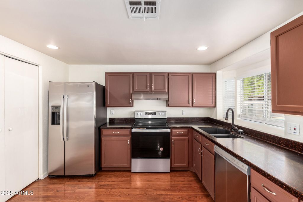Photo of 6214 W Zoe Ella Way, Glendale, AZ 85306 (MLS # 6925731)