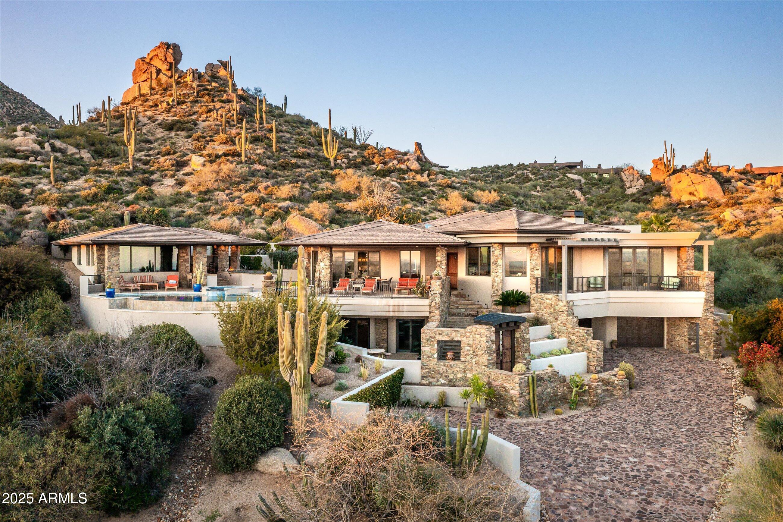 11070 E ROLLING ROCK Drive