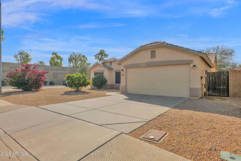 Photo of 9241 W Sanna Circle, Peoria, AZ 85345 (MLS # 6993788)