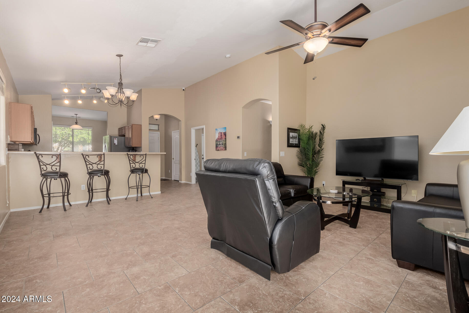 17271 W SMOKEY Drive