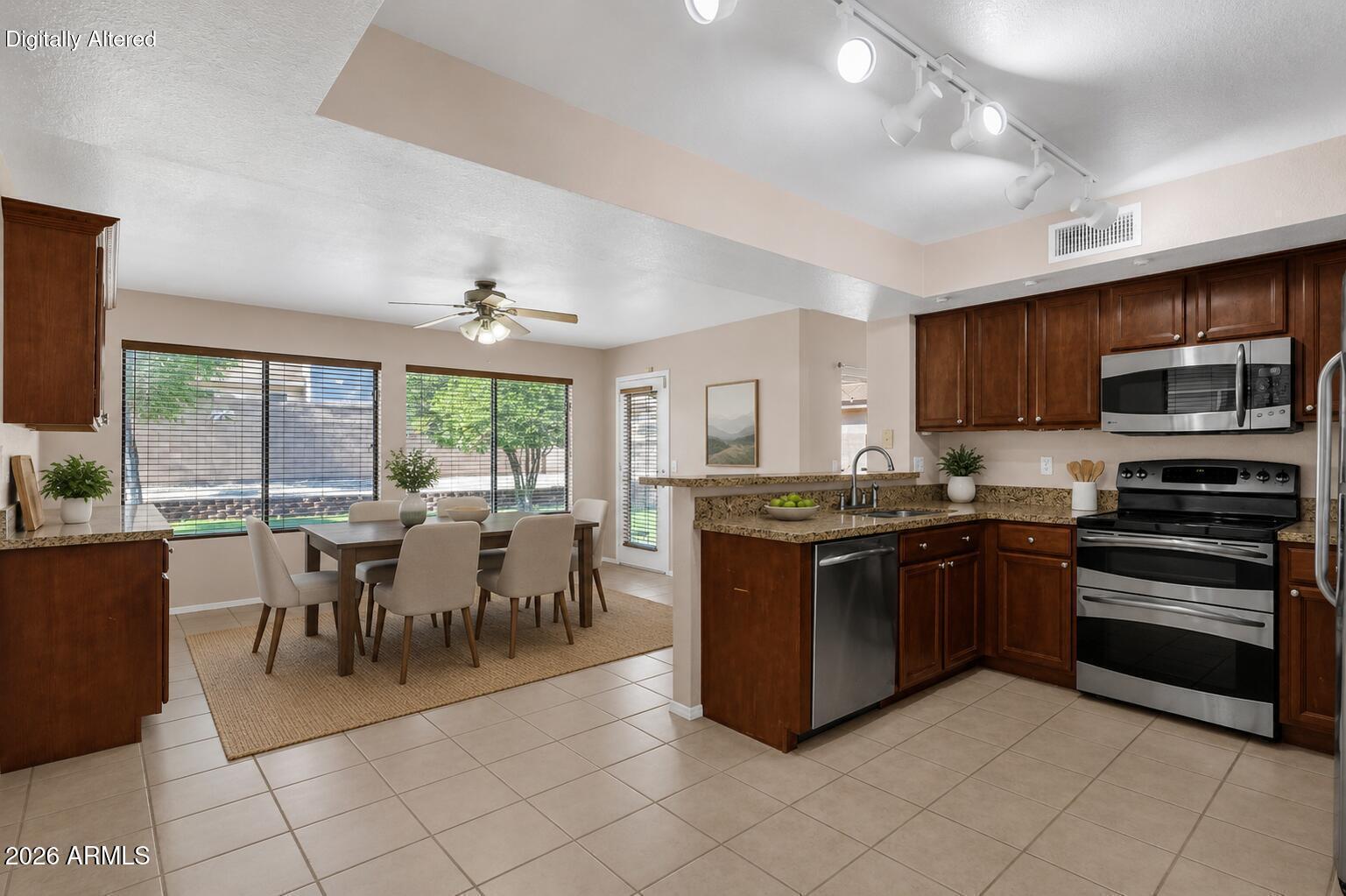 132 W MONONA Drive
