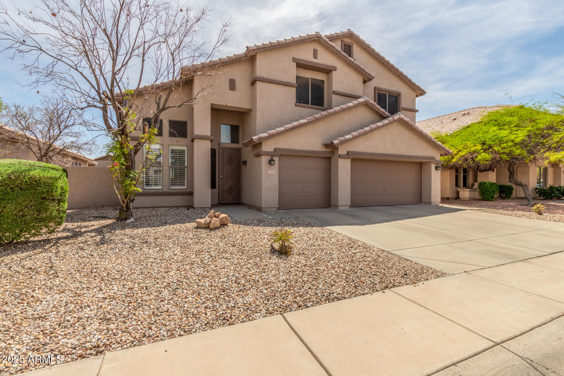 3419 W VIA MONTOYA Drive