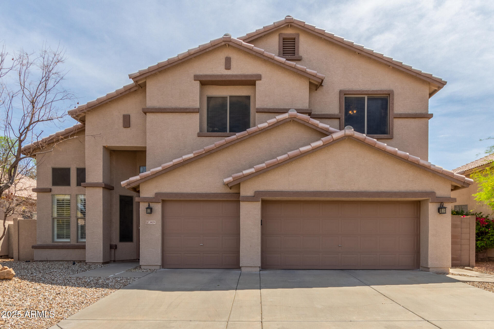 3419 W VIA MONTOYA Drive
