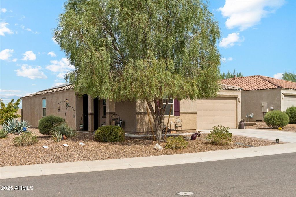 Photo of 7764 S Agassiz Peak Court, Gold Canyon, AZ 85118 (MLS # 6919579)