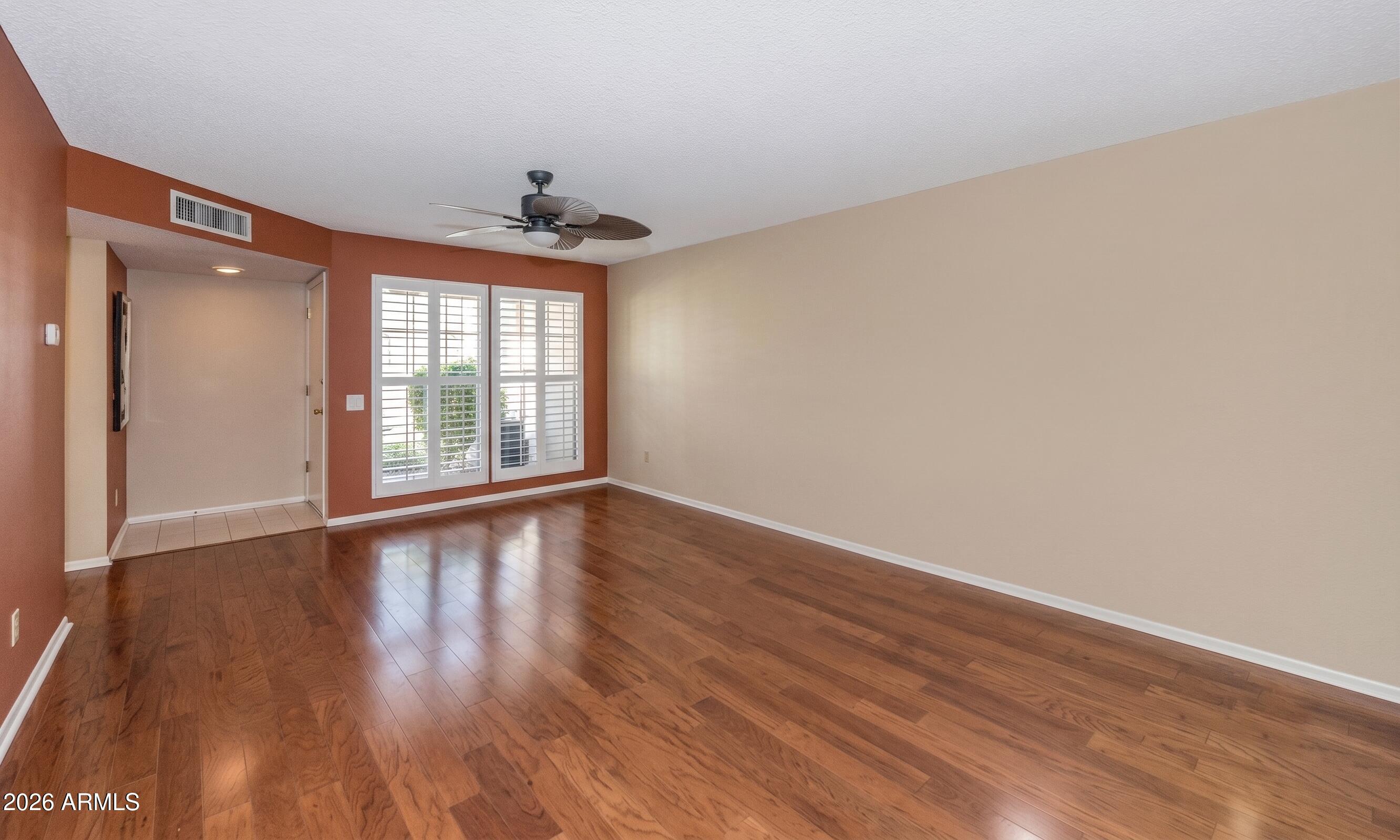 13402 W DESERT GLEN Drive