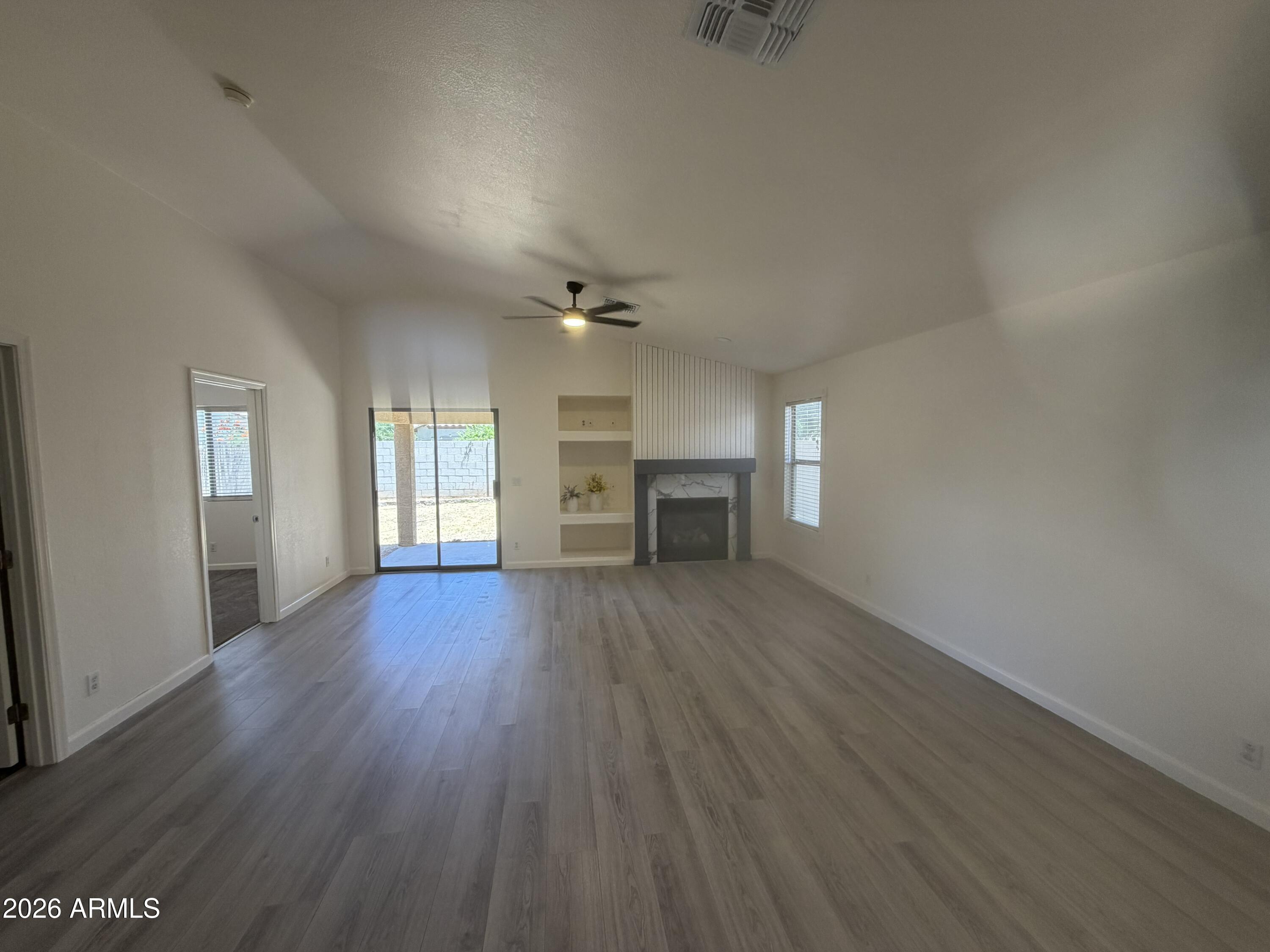 9354 E Naranja Avenue