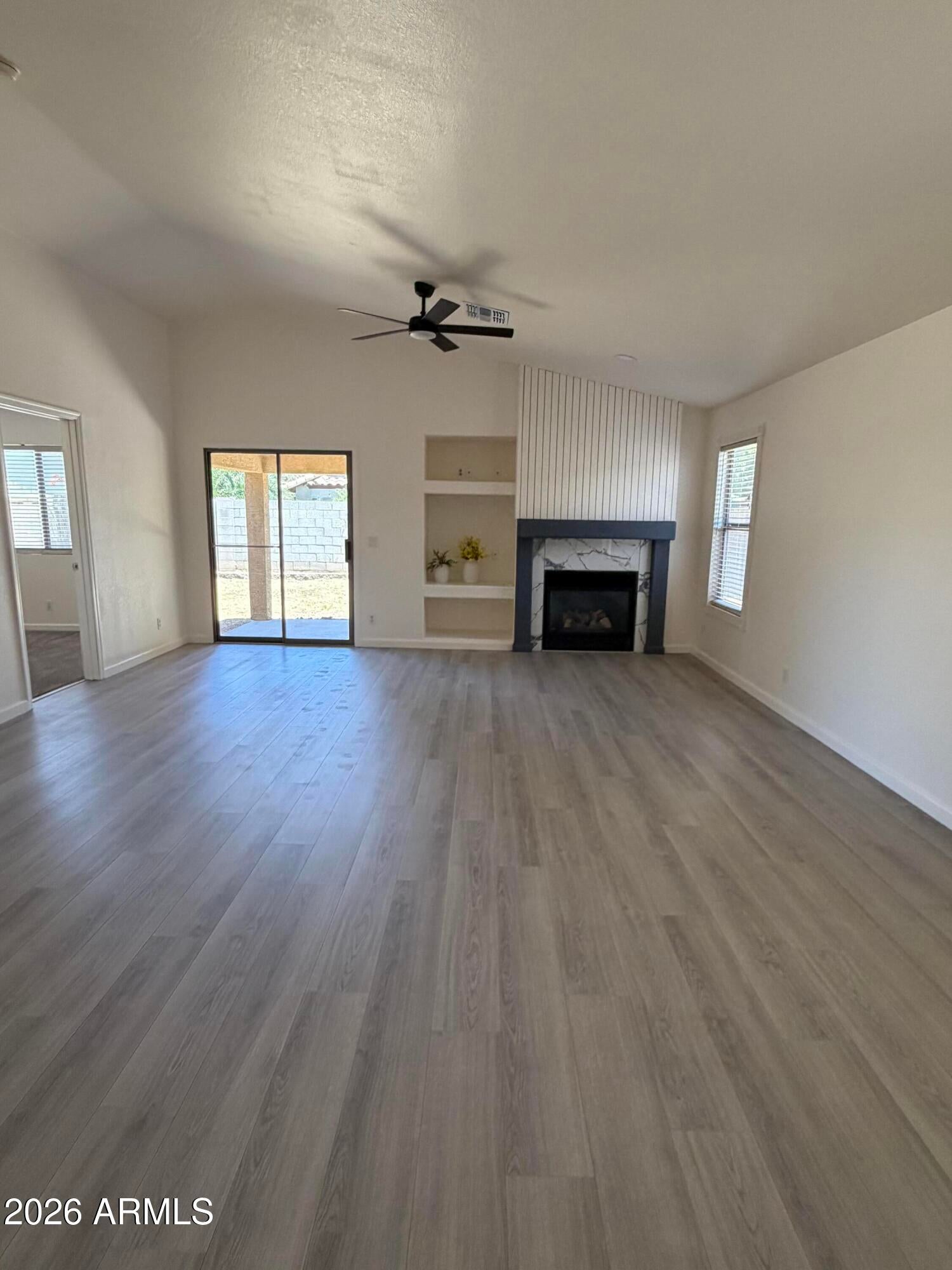 9354 E Naranja Avenue