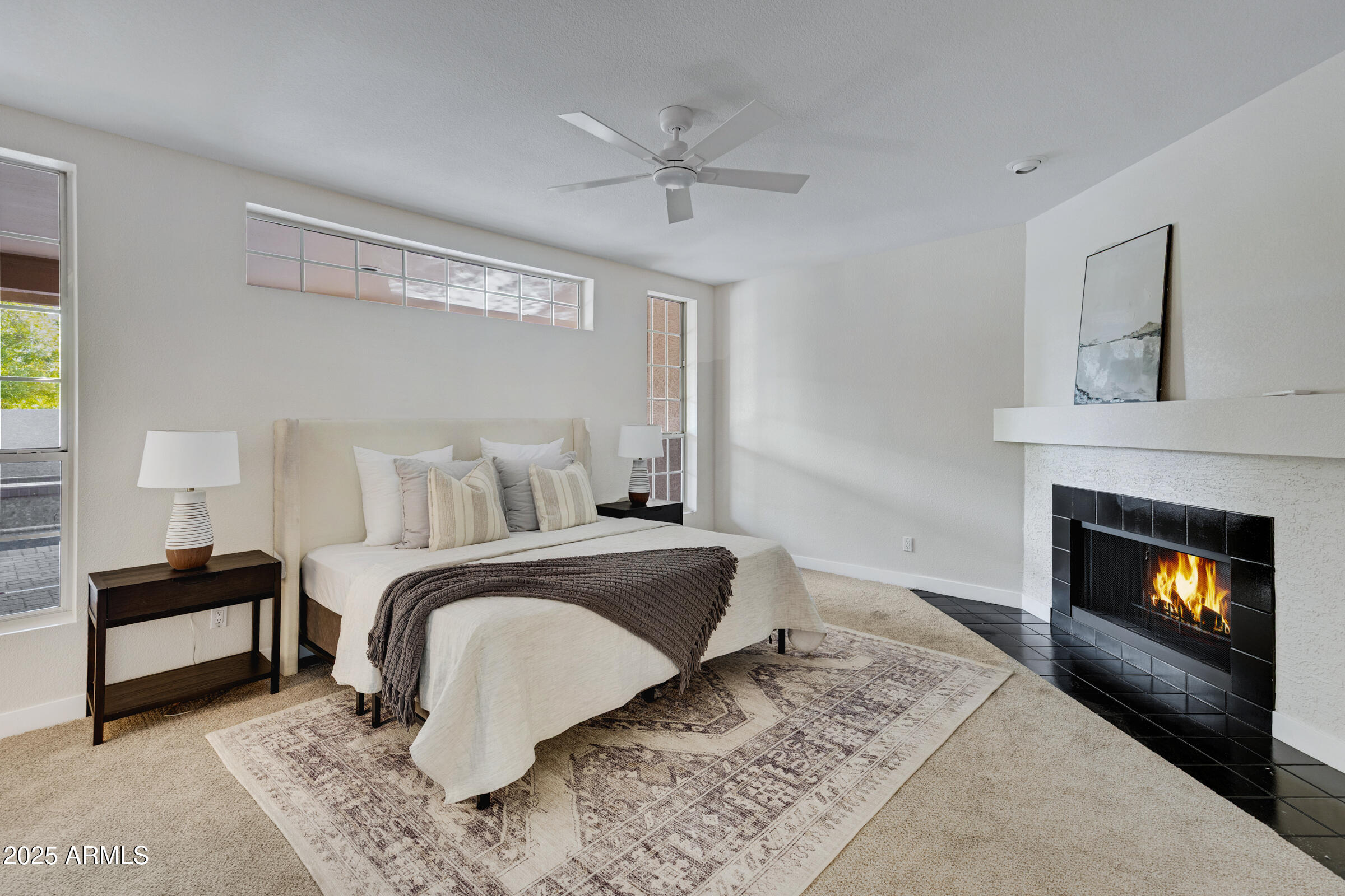 9 E LOS ARBOLES Circle