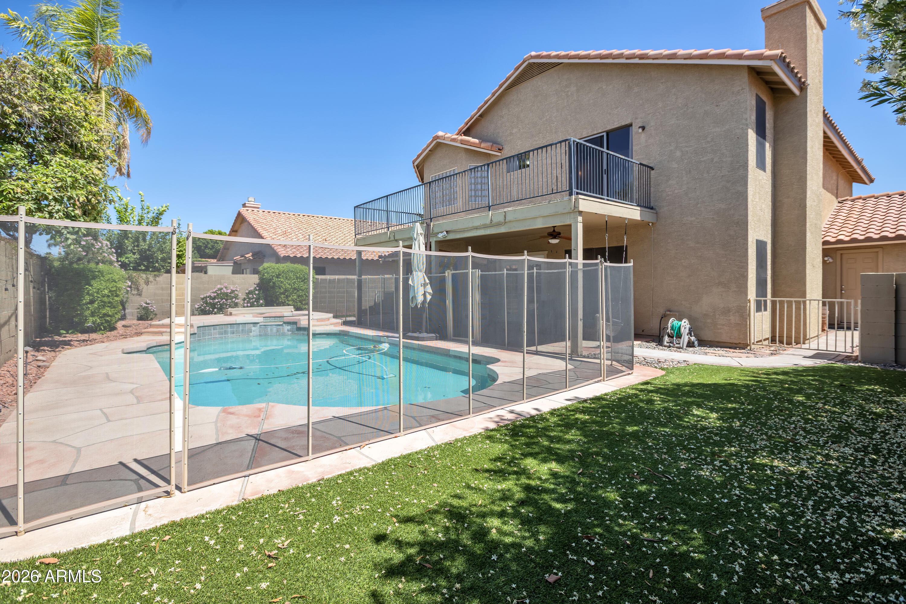 7230 W JULIE Drive