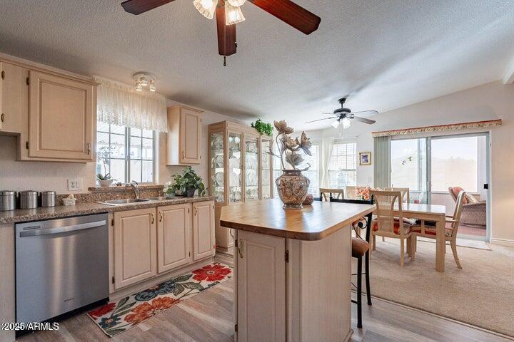 201 S Greenfield Road 176