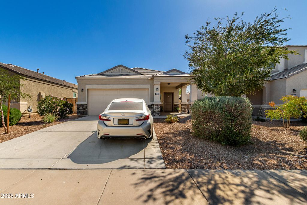 Photo of 29235 W Clarendon Avenue, Buckeye, AZ 85396 (MLS # 6931750)