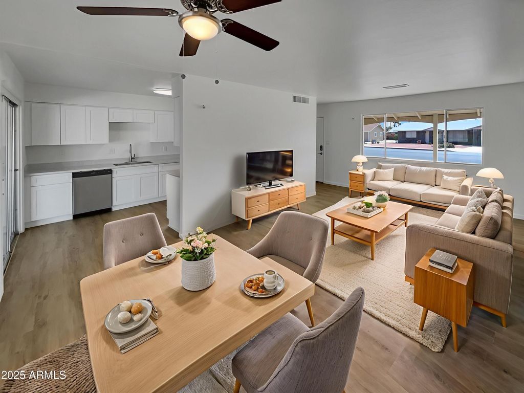 Photo of 10414 W Sun City Boulevard, Sun City, AZ 85351 (MLS # 6926294)