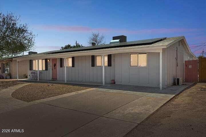 Photo of 2102 N Van Ness Avenue, Tempe, AZ 85288 (MLS # 7076840)