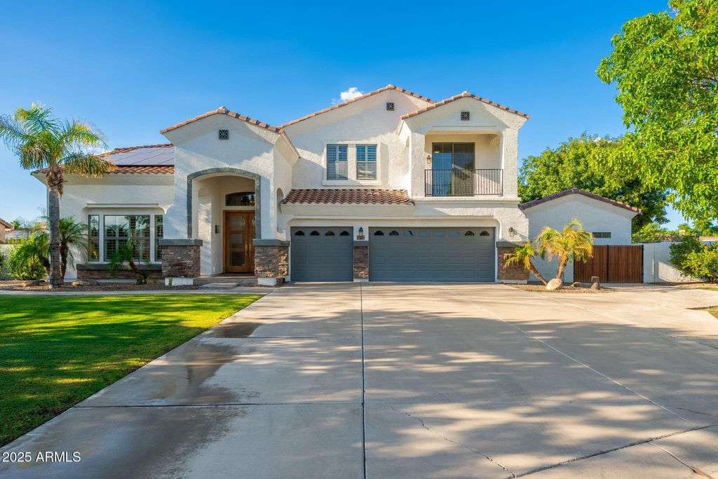 Photo of 11734 E Bellflower Drive, Chandler, AZ 85249 (MLS # 6917683)