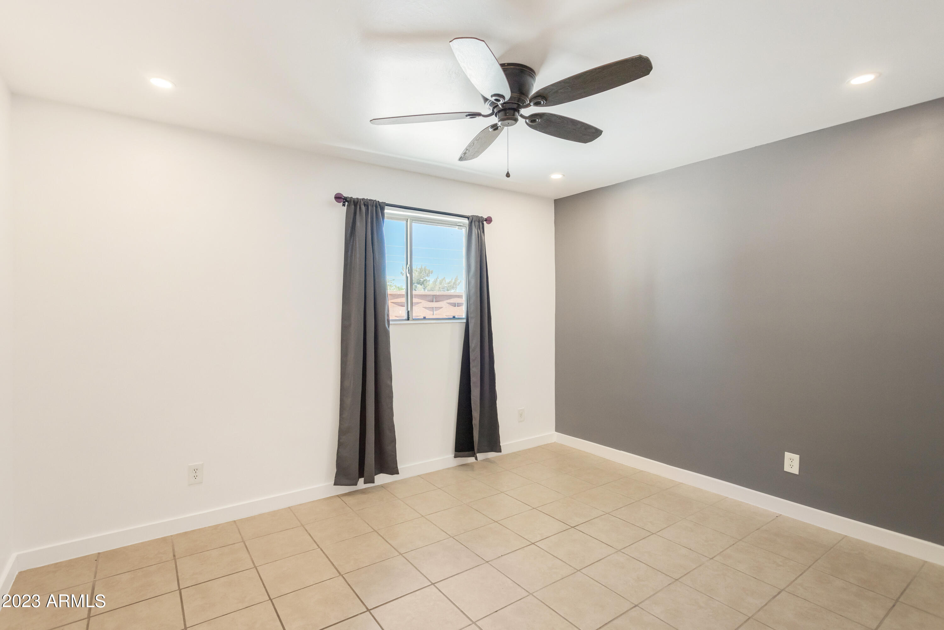 VISTA VILLAGE UNIT 5 - Residential