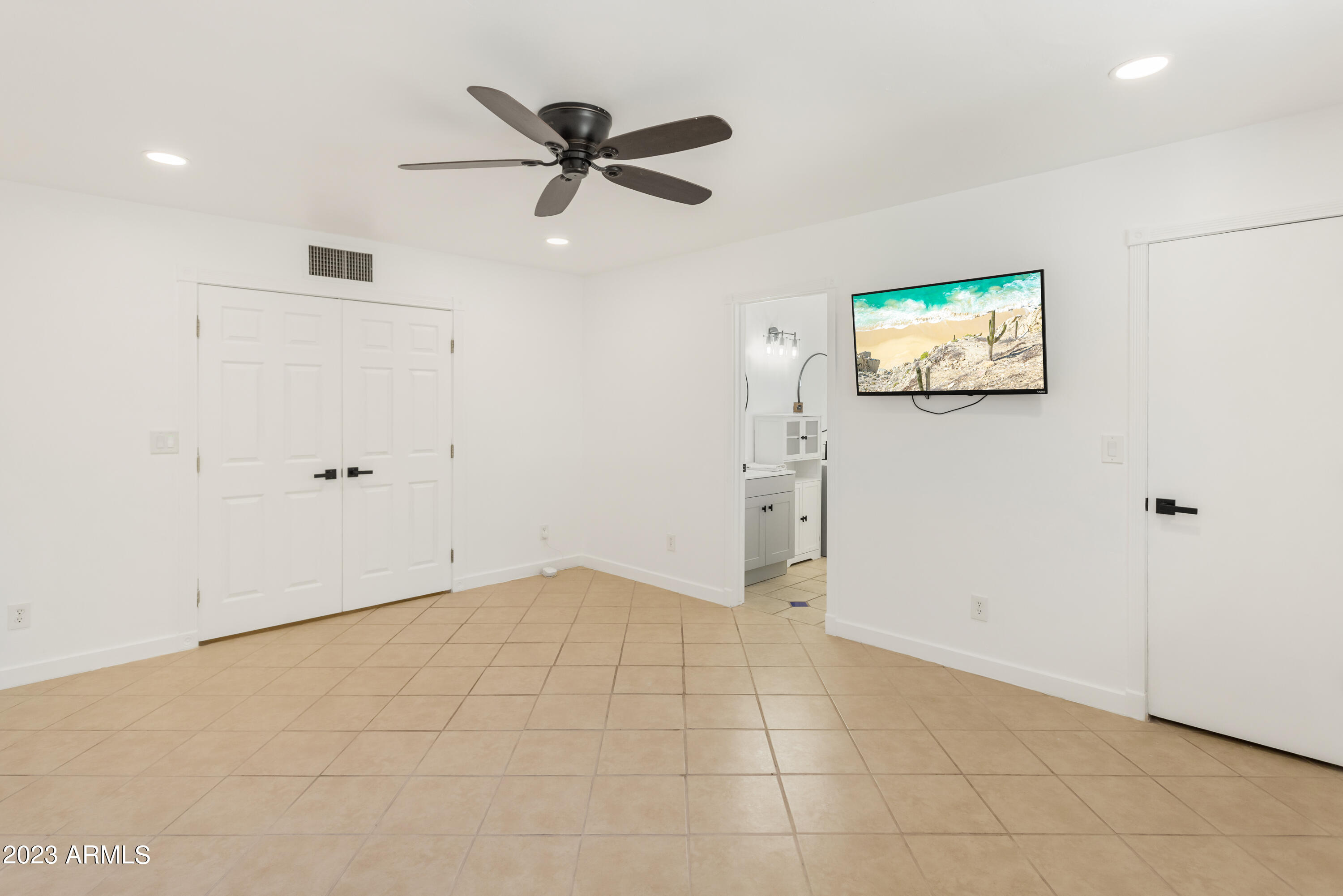 VISTA VILLAGE UNIT 5 - Residential