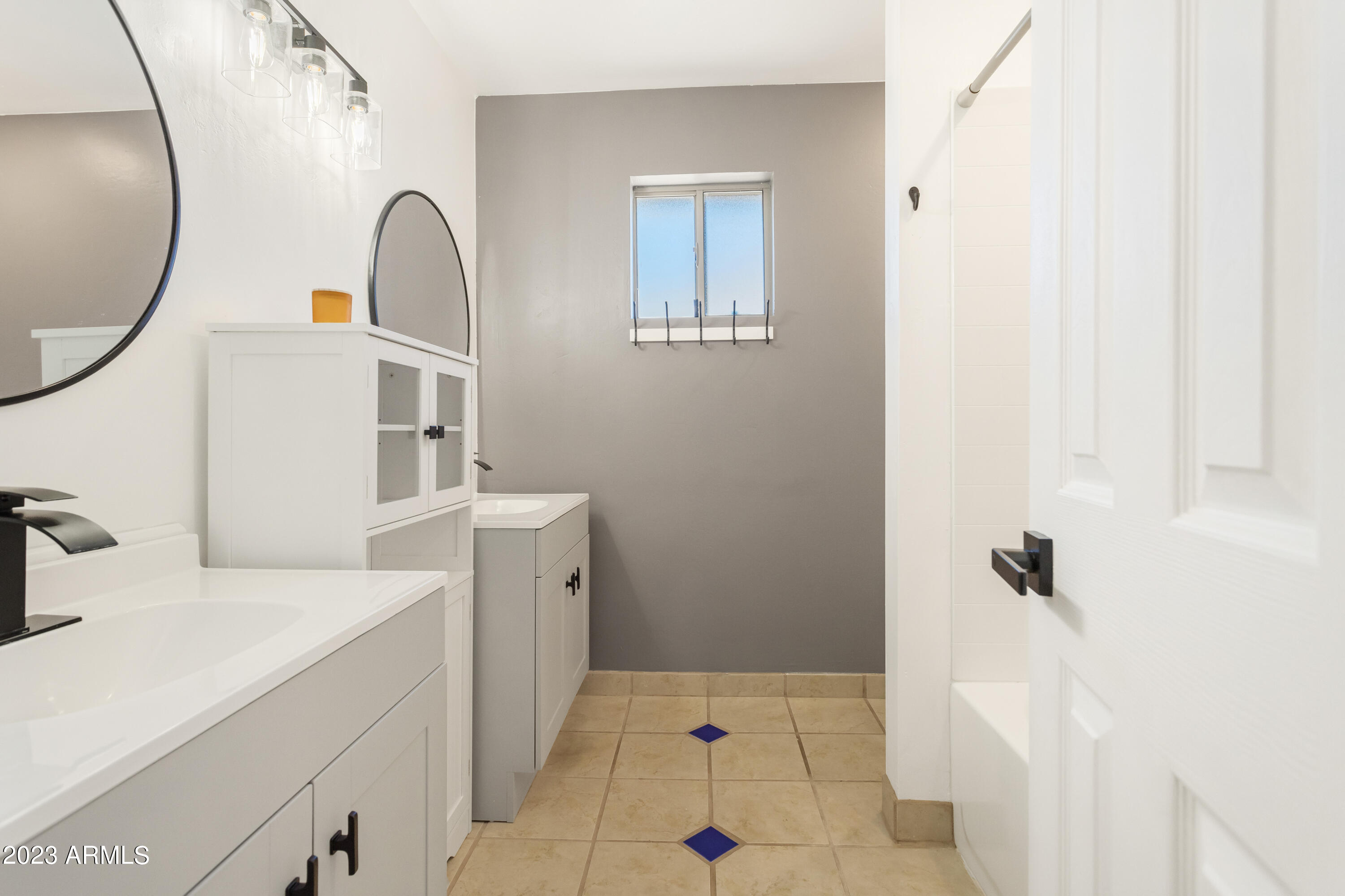VISTA VILLAGE UNIT 5 - Residential