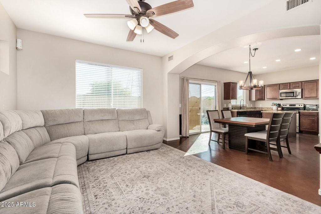 Photo of 1405 S 121st Drive, Avondale, AZ 85323 (MLS # 6943534)