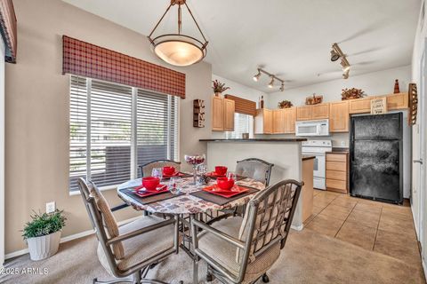 Photo of 7401 W Arrowhead Clubhouse Drive #2067, Glendale, AZ 85308 (MLS # 6883182)