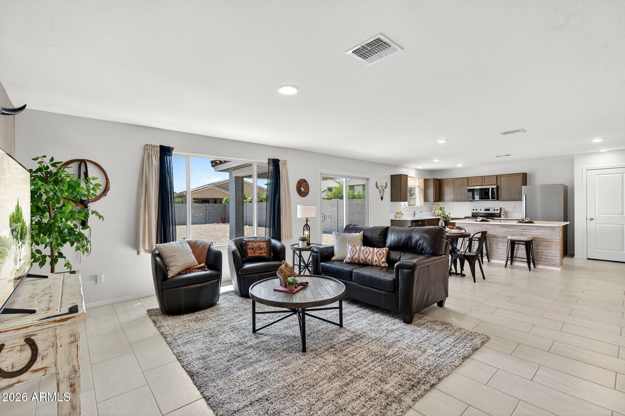 18221 E ZUZA Drive