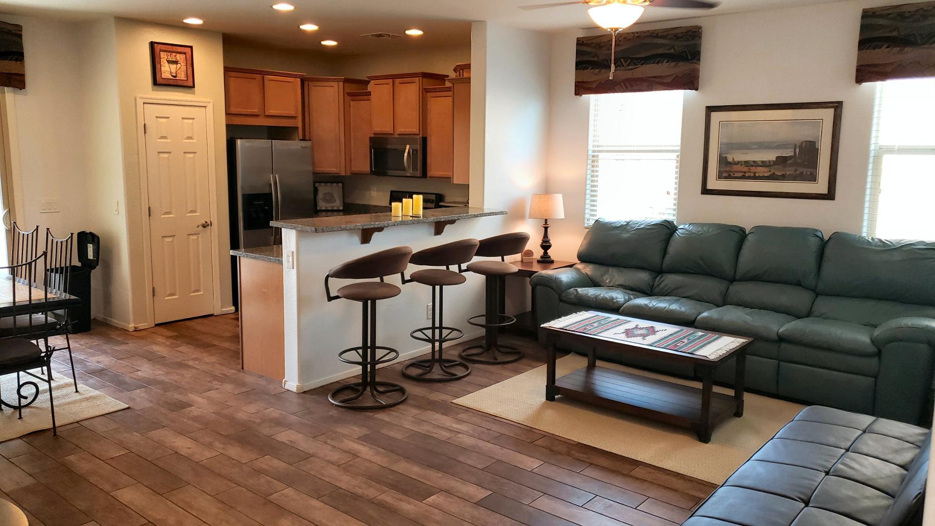 1911 W Half Moon Circle